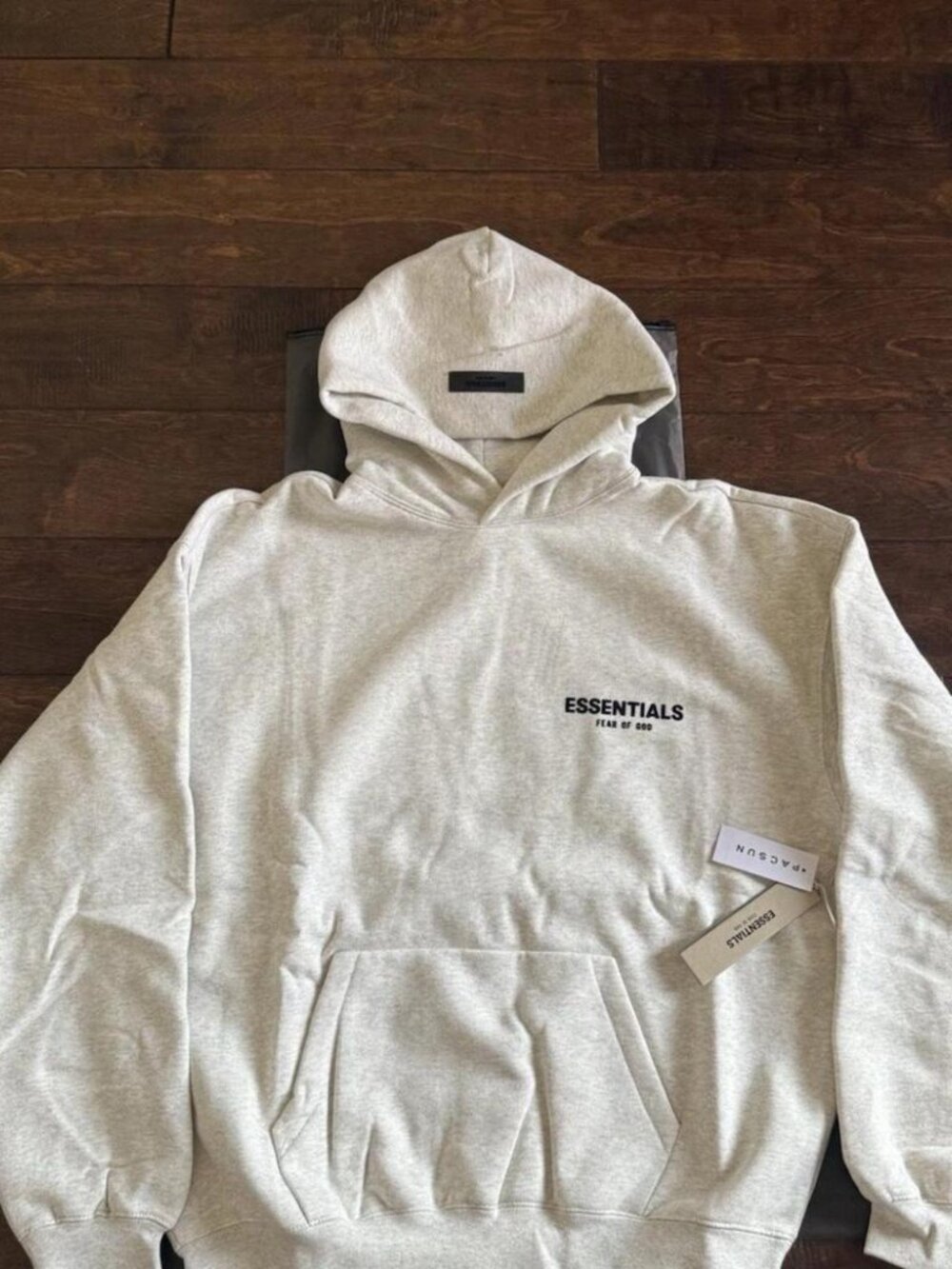 light oatmeal essentials hoodie size medium